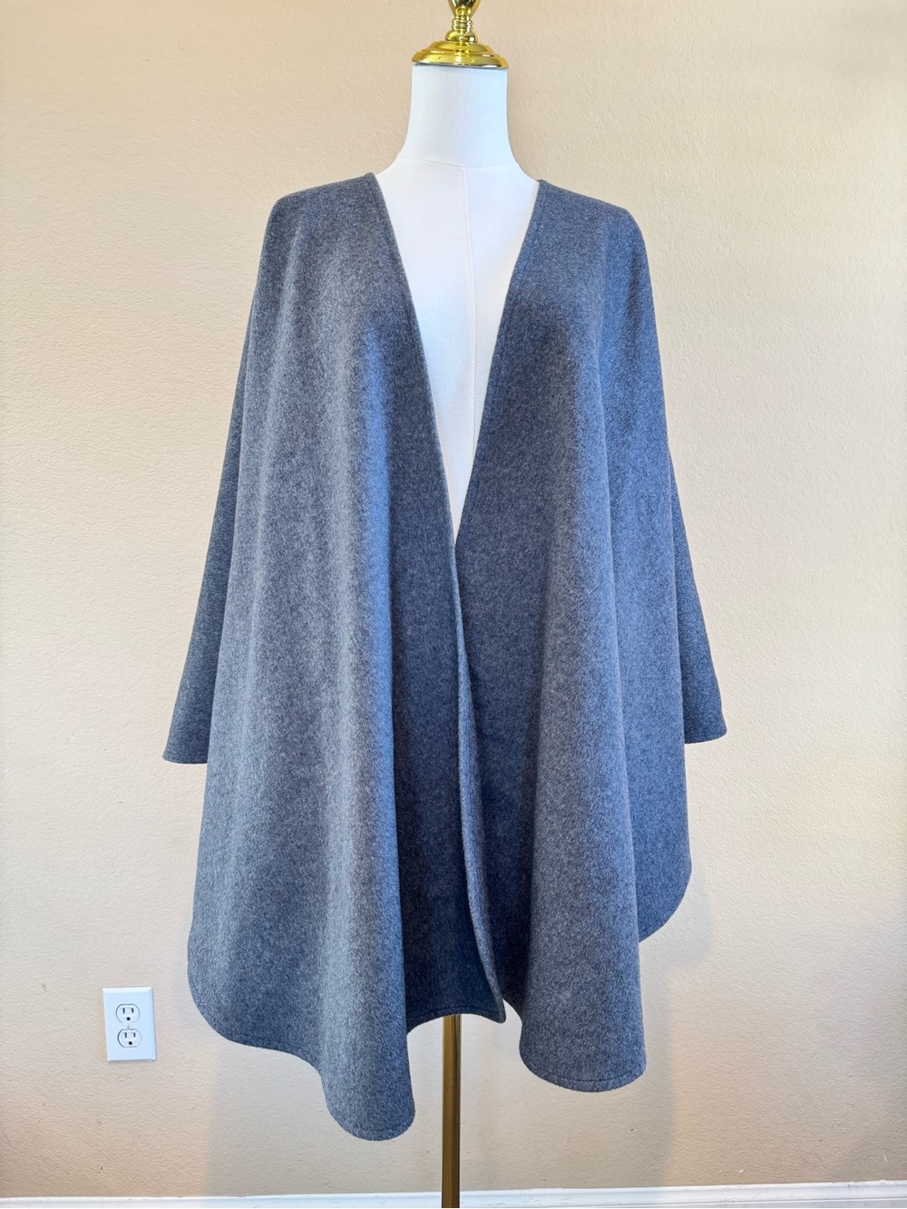 Wool & Cashmere Open Front Wrap Cape Gray OS